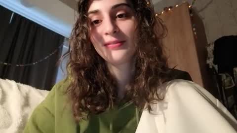 Snapshot of wonderland_stia chatting on February 7, 2026, 5:55 am Stia online show from February 7, 2026, 5:55 am