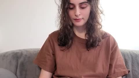 Snapshot of wonderland_stia chatting on March 18, 2026, 1:47 pm Stia online show from March 18, 2026, 1:47 pm