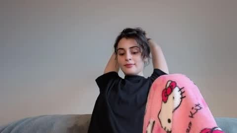 Snapshot of wonderland_stia chatting on March 29, 2026, 2:17 pm Stia online show from March 29, 2026, 2:17 pm