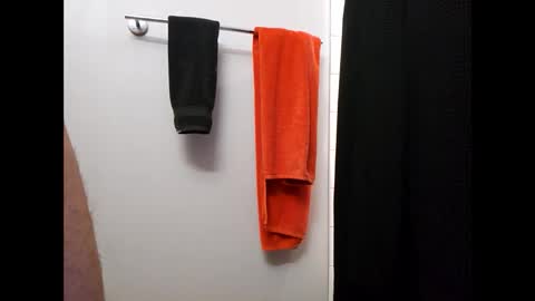 woodc71 online show from April 8, 2026, 10:59 am