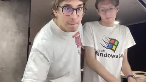 Snapshot of woods_jerk chatting on October 3, 2025, 8:17 pm Mitya online show from October 3, 2025, 8:17 pm