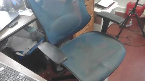 woodworker6473 online show from February 12, 2026, 5:41 pm