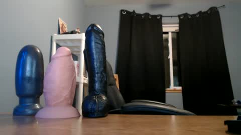 Woody online show from July 7, 2026, 3:20 am