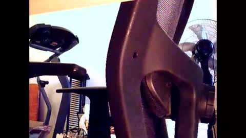 woodyforyou2 online show from April 15, 2026, 11:05 pm