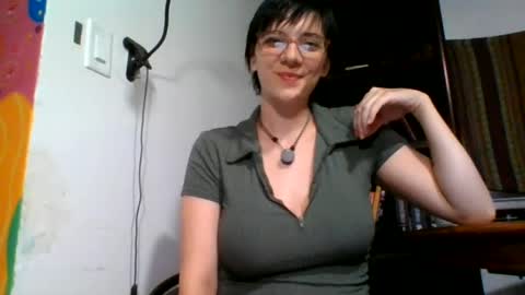 Snapshot of wookieprincess chatting on July 29, 2026, 2:32 am Birdie online show from July 29, 2026, 2:32 am