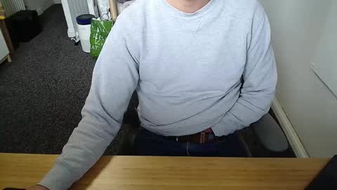 Snapshot of wooyay chatting on October 16, 2025, 9:54 am Wooyay online show from October 16, 2025, 9:54 am