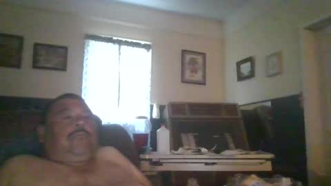 woperator12 online show from April 23, 2026, 11:51 pm