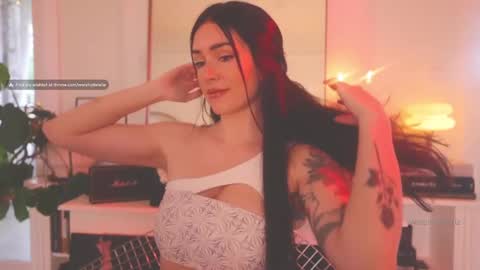 Snapshot of worshipbrielle chatting on December 29, 2024, 10:57 pm Brielle online show from December 29, 2024, 10:57 pm