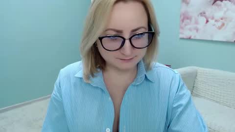 Snapshot of wow_co chatting on March 7, 2025, 6:11 pm wow_co online show from March 7, 2025, 6:11 pm