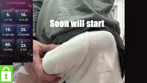 Snapshot of wow_david chatting on February 10, 2026, 10:25 pm David online show from February 10, 2026, 10:25 pm