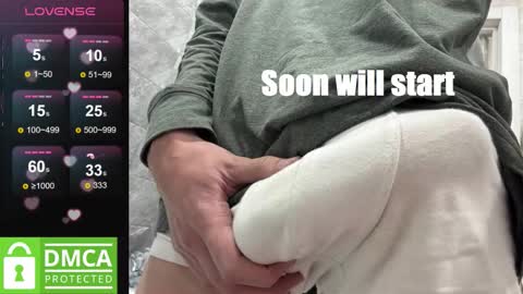 Snapshot of wow_david chatting on February 24, 2026, 8:40 pm David online show from February 24, 2026, 8:40 pm