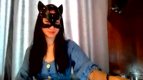 wow_dream_girl_ online show from September 20, 2025, 7:20 am