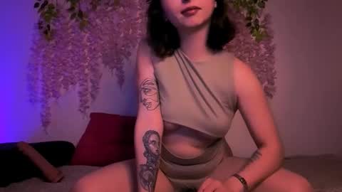 Snapshot of wow_sue chatting on October 29, 2025, 7:26 pm Sue online show from October 29, 2025, 7:26 pm