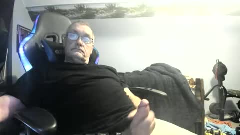 wowsers2022 online show from October 18, 2025, 10:49 am