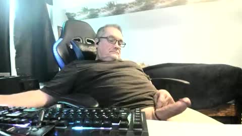 wowsers2022 online show from April 6, 2026, 6:09 pm