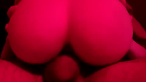 wtfmee30 online show from March 31, 2026, 6:47 am