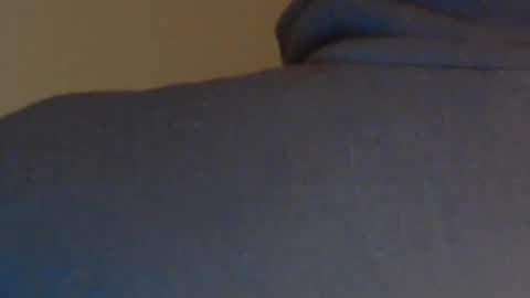 Wuki online show from December 28, 2024, 3:48 pm