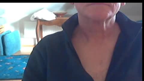 Wuki online show from January 31, 2025, 2:39 pm