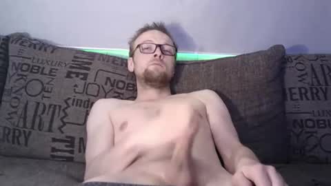 wulffi95 online show from March 8, 2025, 5:38 am