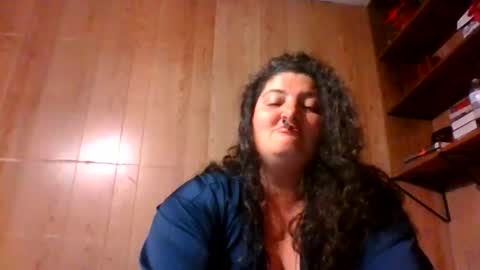 Snapshot of wvcouple6485 chatting on April 10, 2026, 2:06 am WV Couple online show from April 10, 2026, 2:06 am
