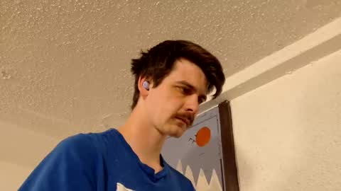 Wyatt online show from April 13, 2026, 4:51 am