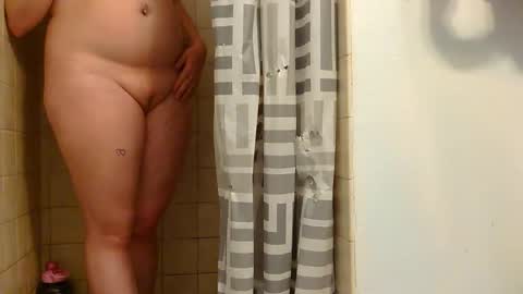 Snapshot of x2kayx2 chatting on October 28, 2025, 10:08 am x2kayx2 online show from October 28, 2025, 10:08 am