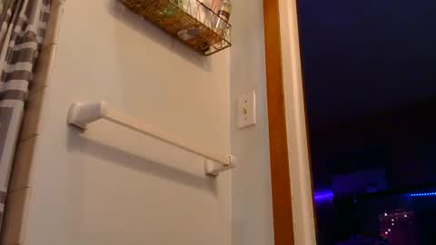 Snapshot of x2kayx2 chatting on November 1, 2025, 1:35 pm x2kayx2 online show from November 1, 2025, 1:35 pm