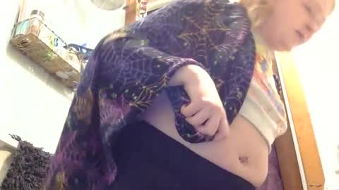 x2kayx2 online show from December 1, 2025, 11:48 am