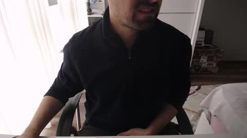 Mr. Lonely online show from October 13, 2025, 10:37 am