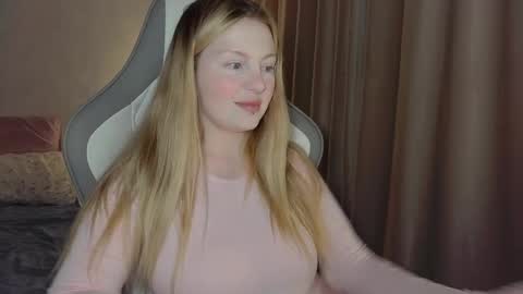 Snapshot of x__ivy_x chatting on April 7, 2026, 5:02 pm eva online show from April 7, 2026, 5:02 pm