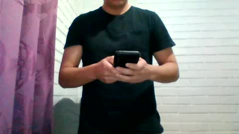 x_andrescam online show from July 10, 2026, 8:44 pm