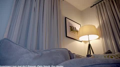 Lily online show from February 23, 2025, 9:26 pm