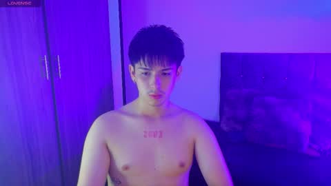 Snapshot of x_miller chatting on September 22, 2025, 2:57 am x_miller online show from September 22, 2025, 2:57 am