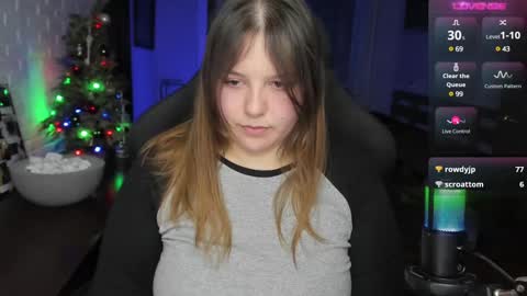 LOVE NERDS ONLY online show from February 1, 2025, 2:26 am