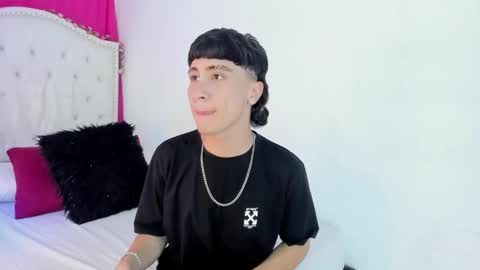 Snapshot of xaandergrey chatting on December 5, 2025, 7:21 pm xaanderGrey online show from December 5, 2025, 7:21 pm