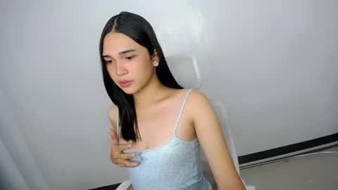 Snapshot of xairah_doux chatting on June 14, 2026, 1:47 am xairah_doux online show from June 14, 2026, 1:47 am