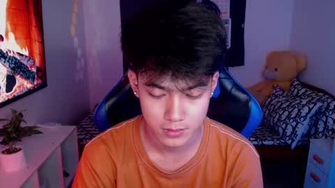 Prince Aldrian  online show from December 25, 2024, 12:37 pm