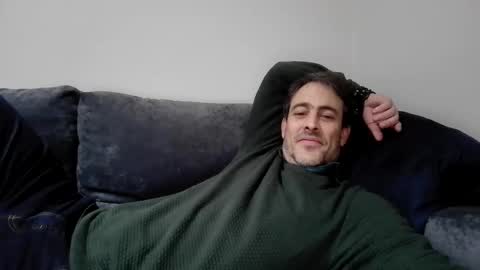 xalegarmax online show from December 25, 2024, 10:16 pm