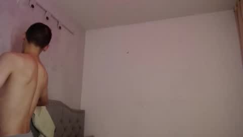 xalejo_max online show from October 1, 2025, 5:41 pm