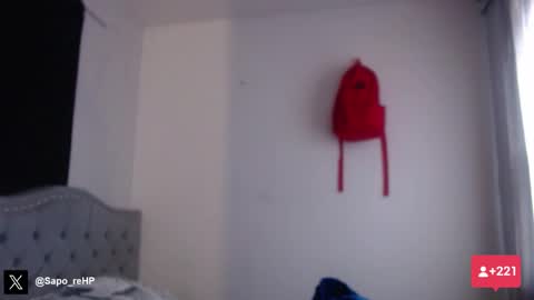 xalejo_max online show from October 5, 2025, 1:42 pm