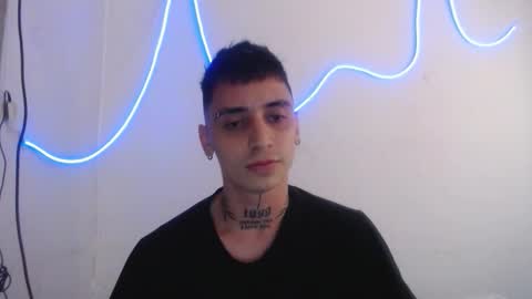 xalejo_max online show from November 30, 2025, 4:55 pm