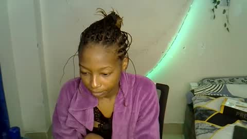 Snapshot of xalia_caramel chatting on November 20, 2025, 4:07 pm Alexa online show from November 20, 2025, 4:07 pm