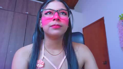 XALLYSONX online show from February 9, 2026, 11:36 am