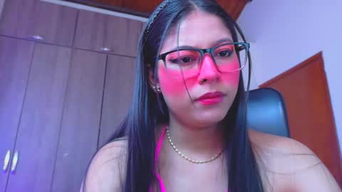 XALLYSONX online show from March 15, 2026, 11:27 am