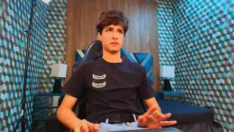 xam_collen online show from September 16, 2025, 9:38 pm