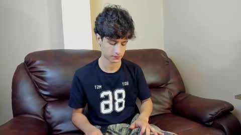 xam_collen online show from November 13, 2025, 3:33 pm