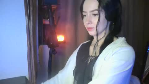 xan_ex online show from March 7, 2025, 3:07 pm