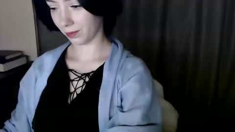 xan_ex online show from September 30, 2025, 2:27 am