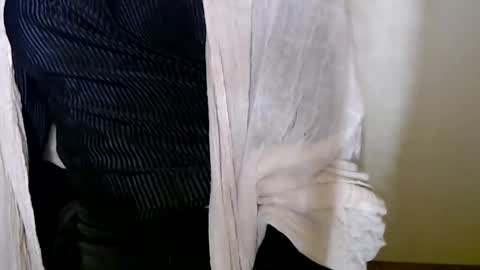 xan_ex online show from March 16, 2026, 5:44 am