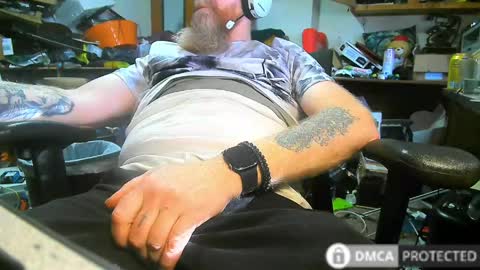 xander71972 online show from April 5, 2026, 9:34 pm